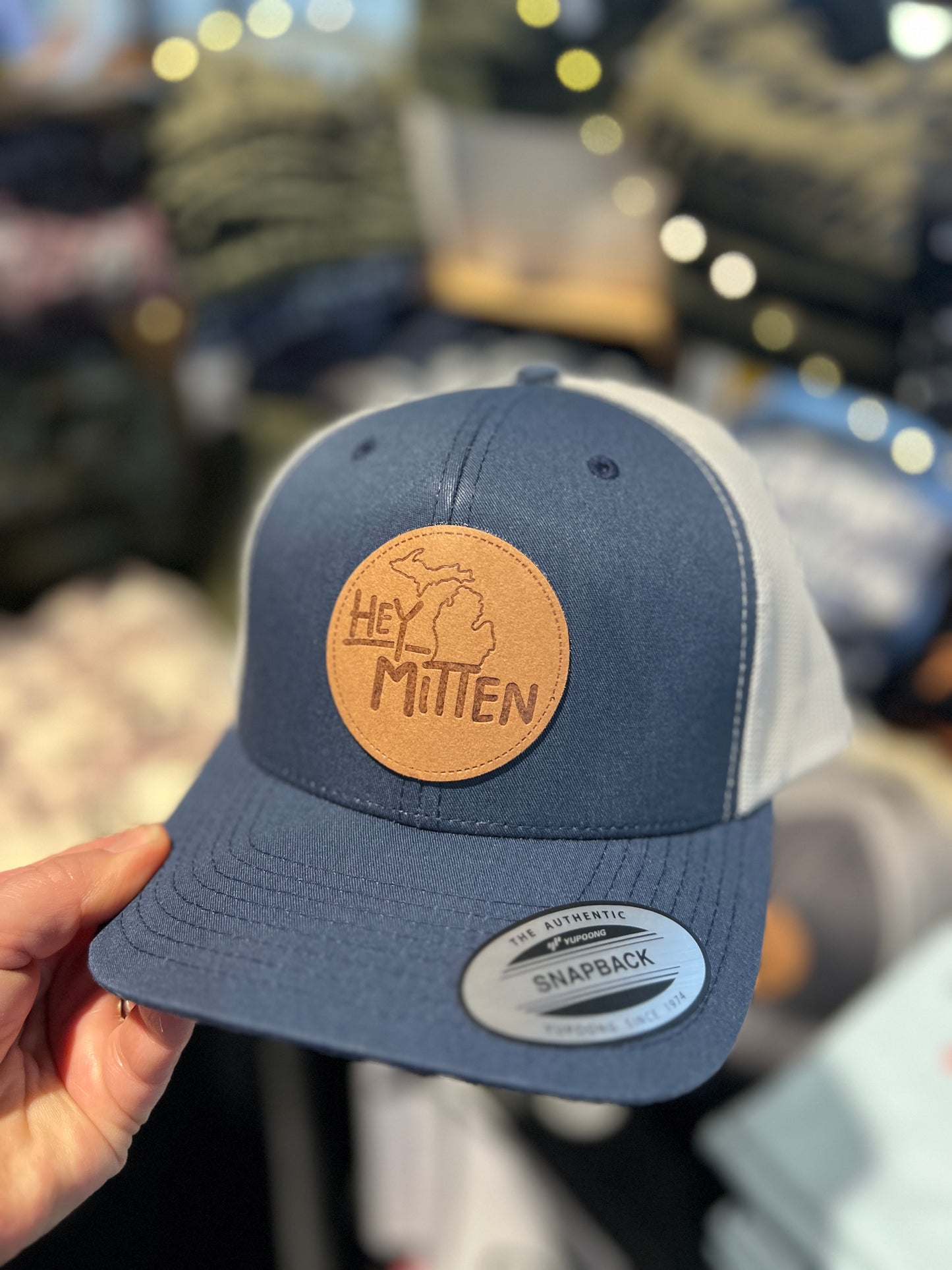 Hey Mitten Leather Patch 6-panel Hat